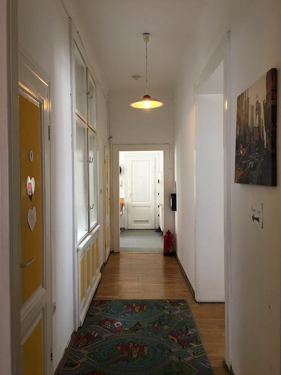 Chichilli Hostel Βιέννη Εξωτερικό φωτογραφία