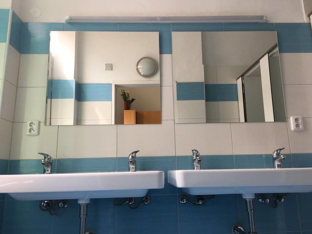 Chichilli Hostel Βιέννη Εξωτερικό φωτογραφία