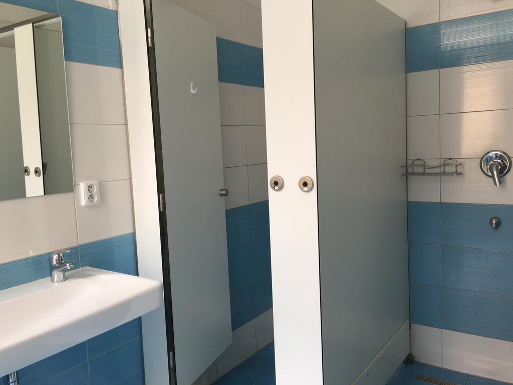 Chichilli Hostel Βιέννη Εξωτερικό φωτογραφία