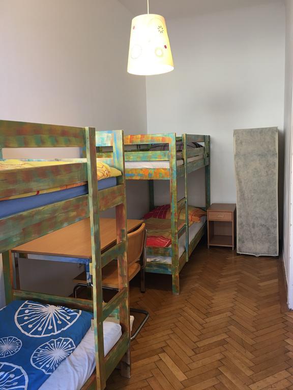Chichilli Hostel Βιέννη Εξωτερικό φωτογραφία