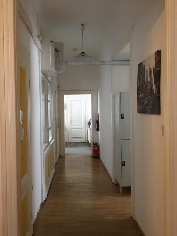 Chichilli Hostel Βιέννη Εξωτερικό φωτογραφία